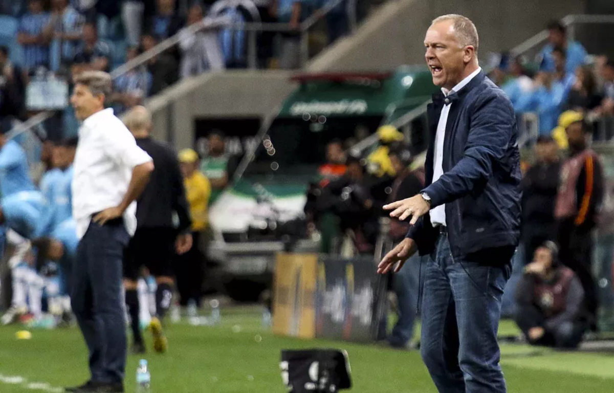 Confira quem leva a melhor no histórico entre Mano Menezes e Renato Portaluppi