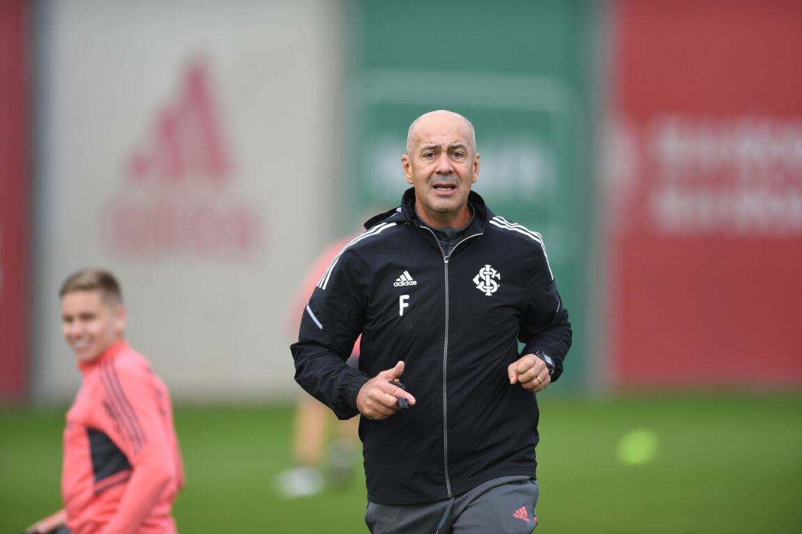 Entrevista com o novo preparador físico do Inter, Flávio de Oliveira