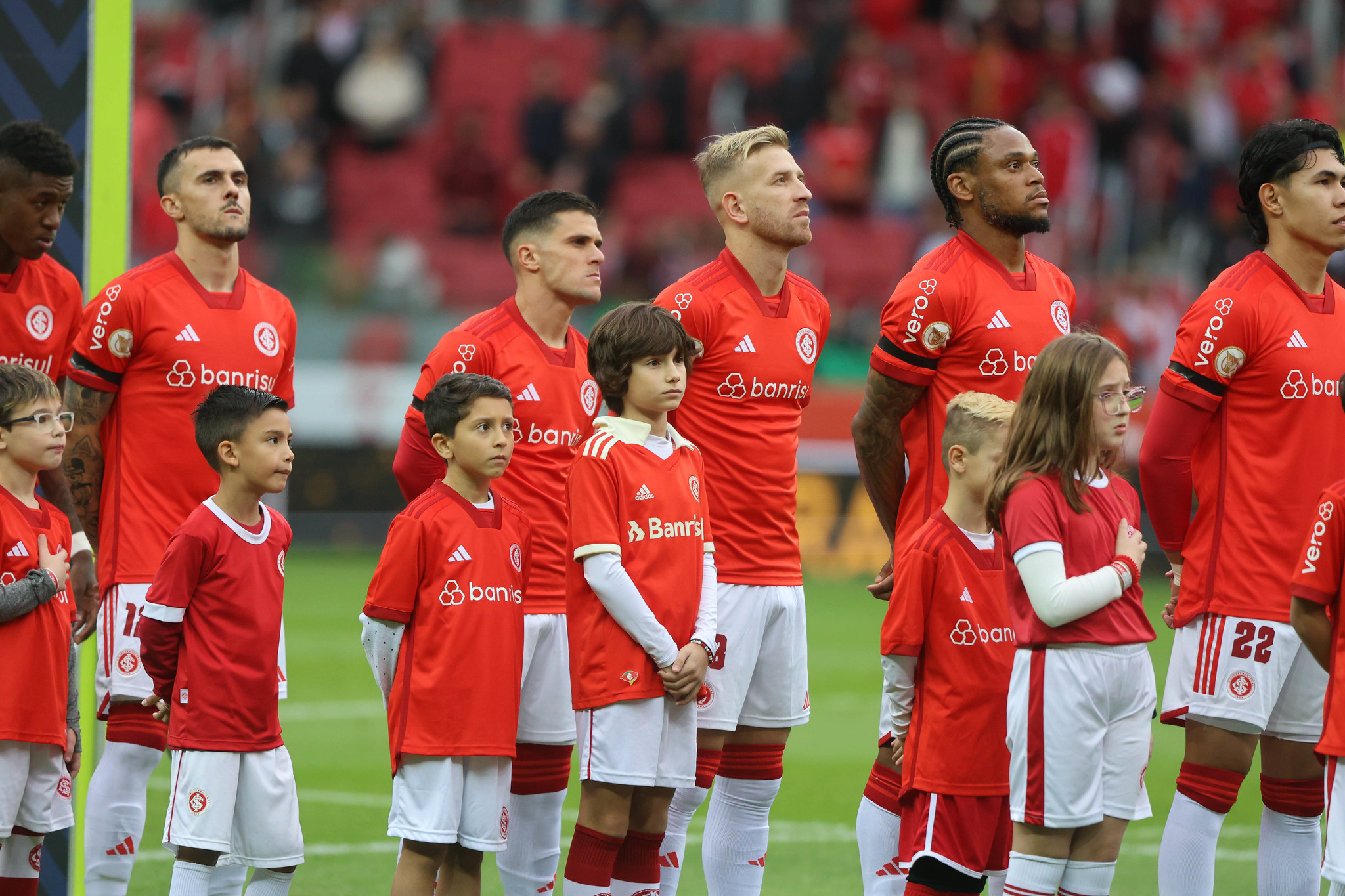Site ignora jogadores do Inter em ranking sobre 2023; entenda
