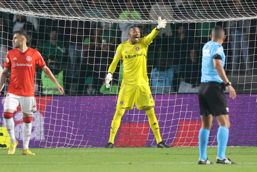 New FIFA Rule Puts Restrictions on Inter's Goalkeepers during Penalty