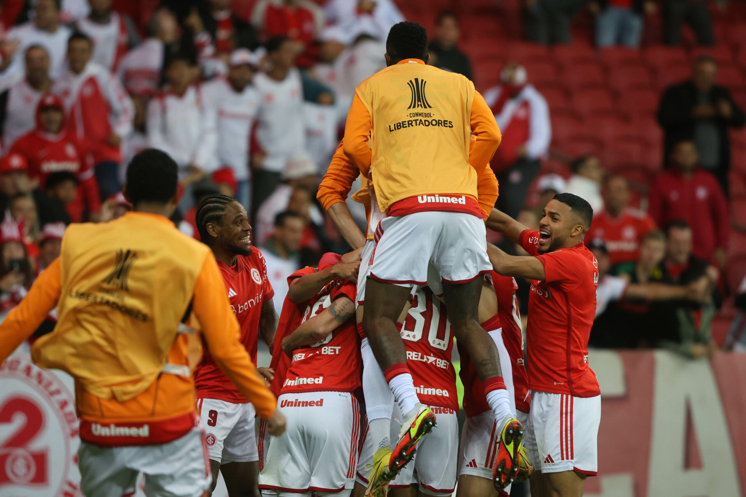 Atacante tranquiliza a torcida e diz que não preocupa para sábado