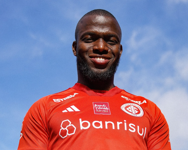 O ex-jogador do Inter que foi citado por Enner Valencia no seu anúncio