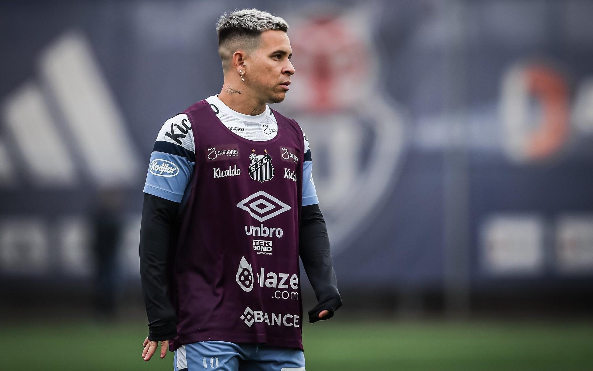 Entenda o movimento que o Santos deve fazer para tentar ter Soteldo contra o Inter