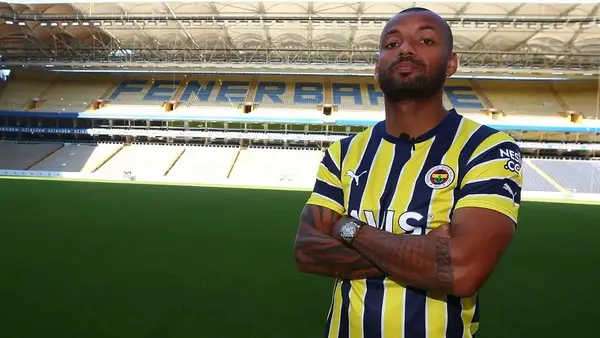 Além de Valencia: Inter apresenta proposta por atacante brasileiro que atua no Fenerbahçe