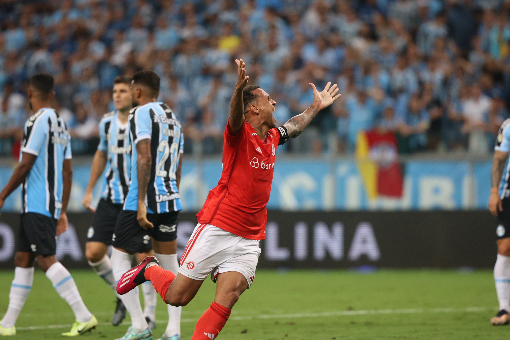Inter volta a provocar o Grêmio nas redes sociais