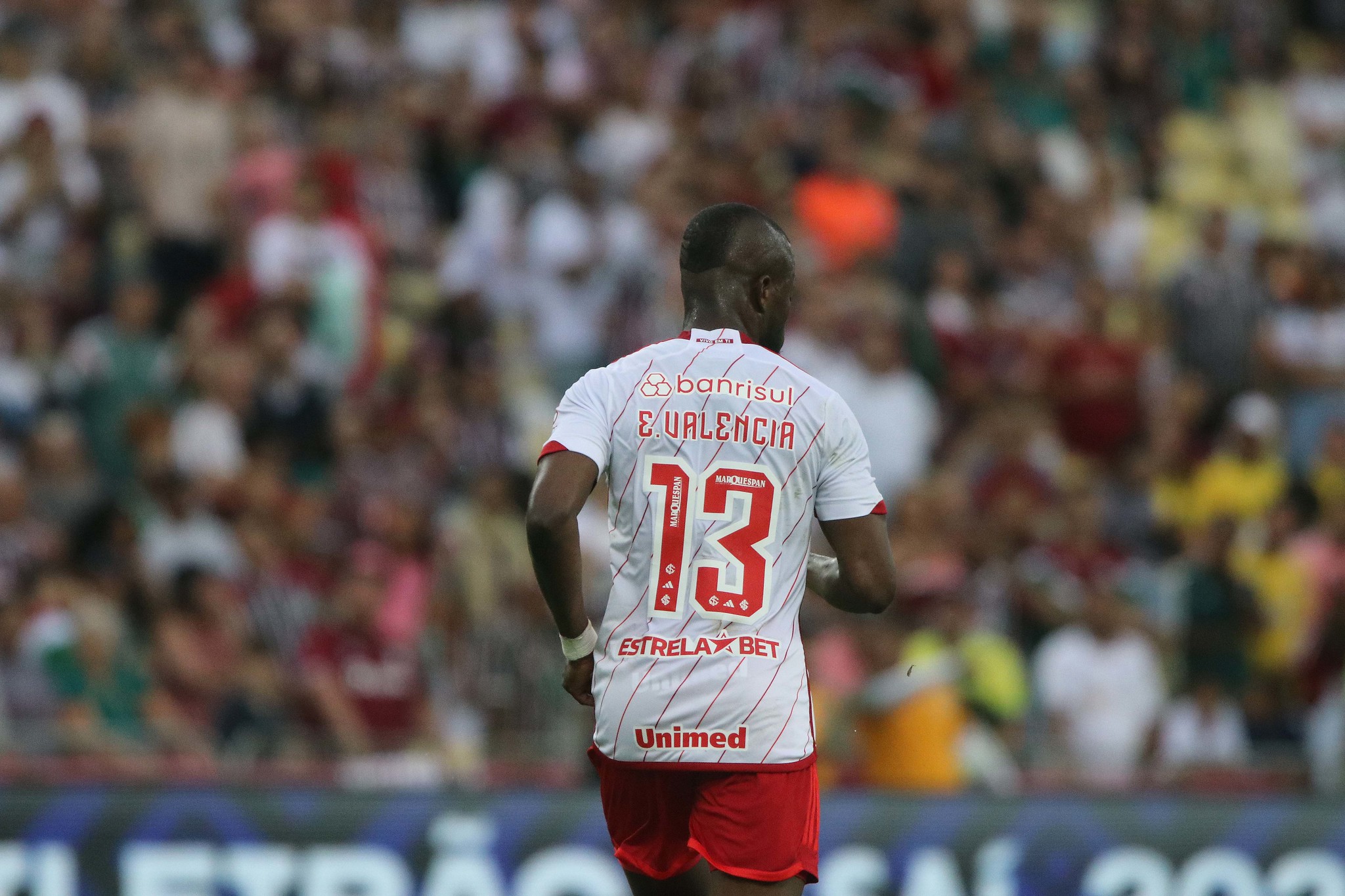 Jornalista traz gráfico que comprova erro na escalação de Enner Valencia