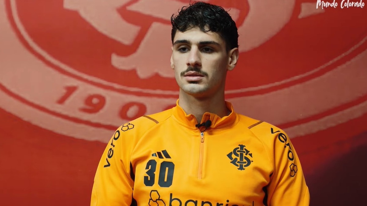 Johnny abre o jogo sobre Eduardo Coudet