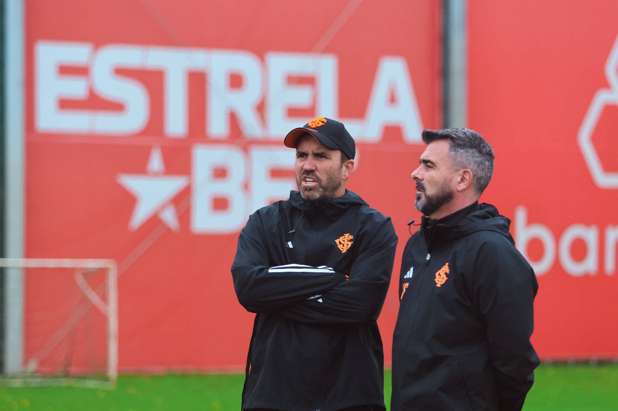 Eduardo Coudet é sincero ao projetar partida contra o Atlético-MG