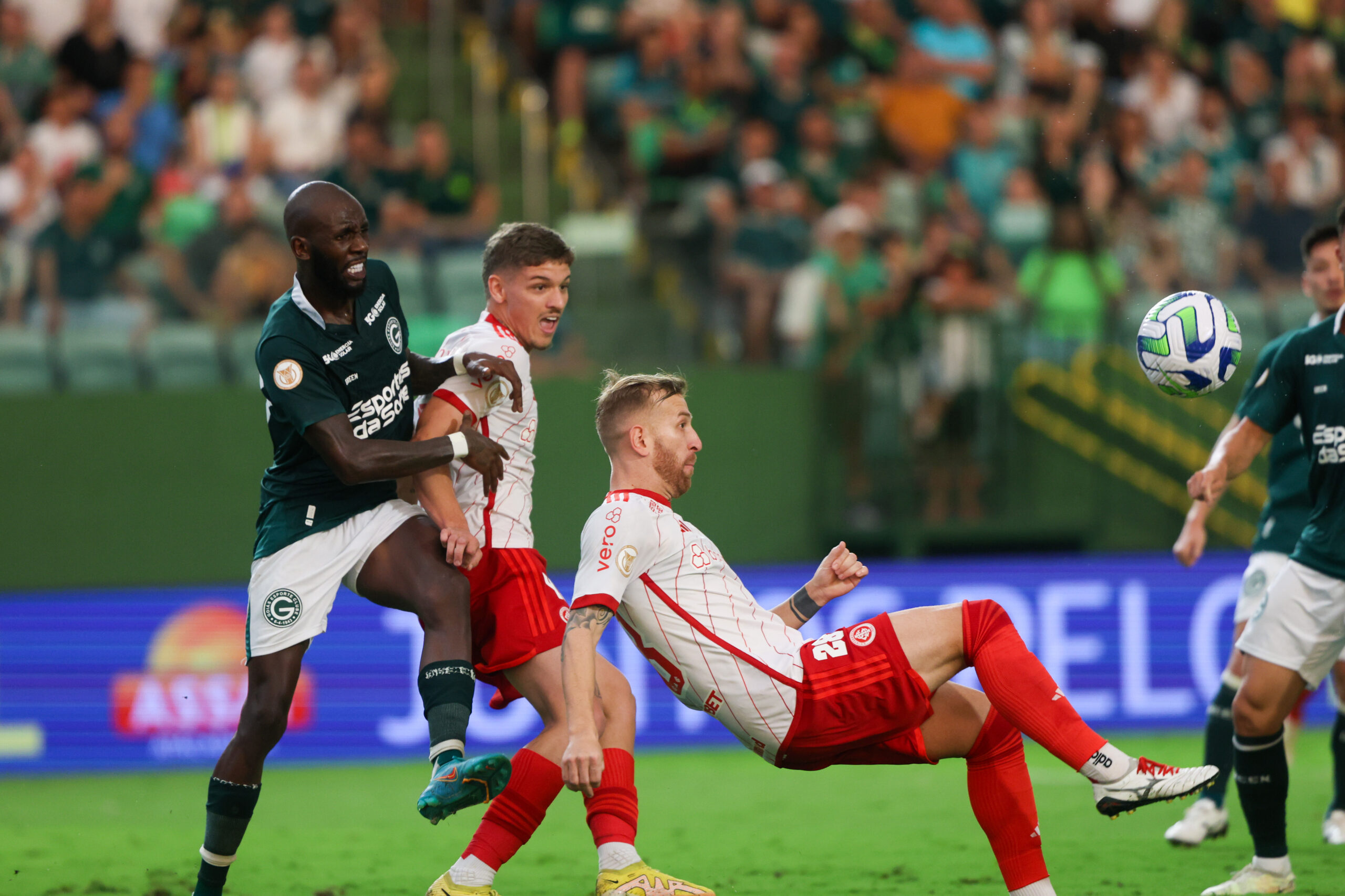 Inter informa fratura no braço de Pedro Henrique; saiba mais