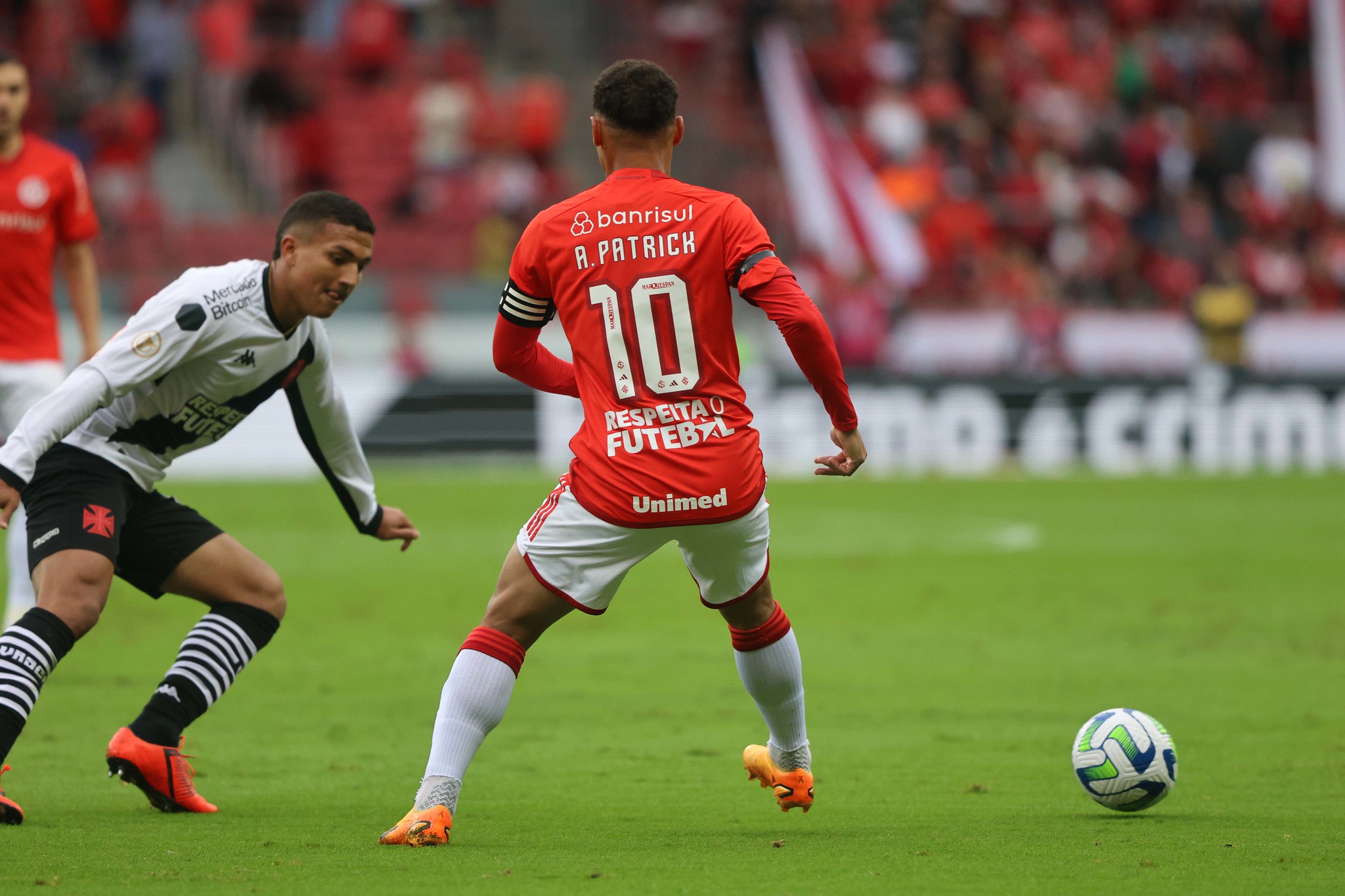 O fato inédito que pode ocorrer no confronto entre Vasco e Inter