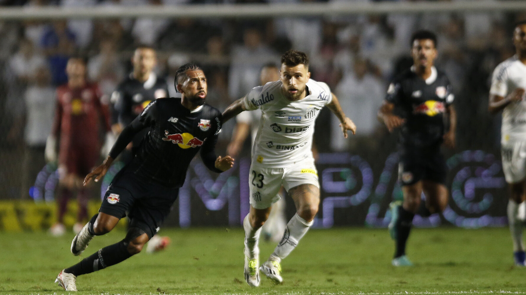 Sobre os ex-jogadores do Inter que atuam no Santos