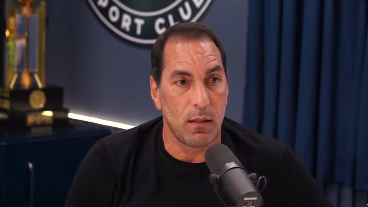 Edmundo viraliza ao revelar opinião sobre destaque do Inter