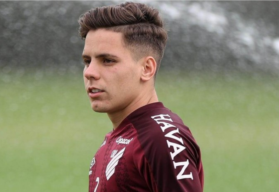 Inter de olho em joia da base do Athletico