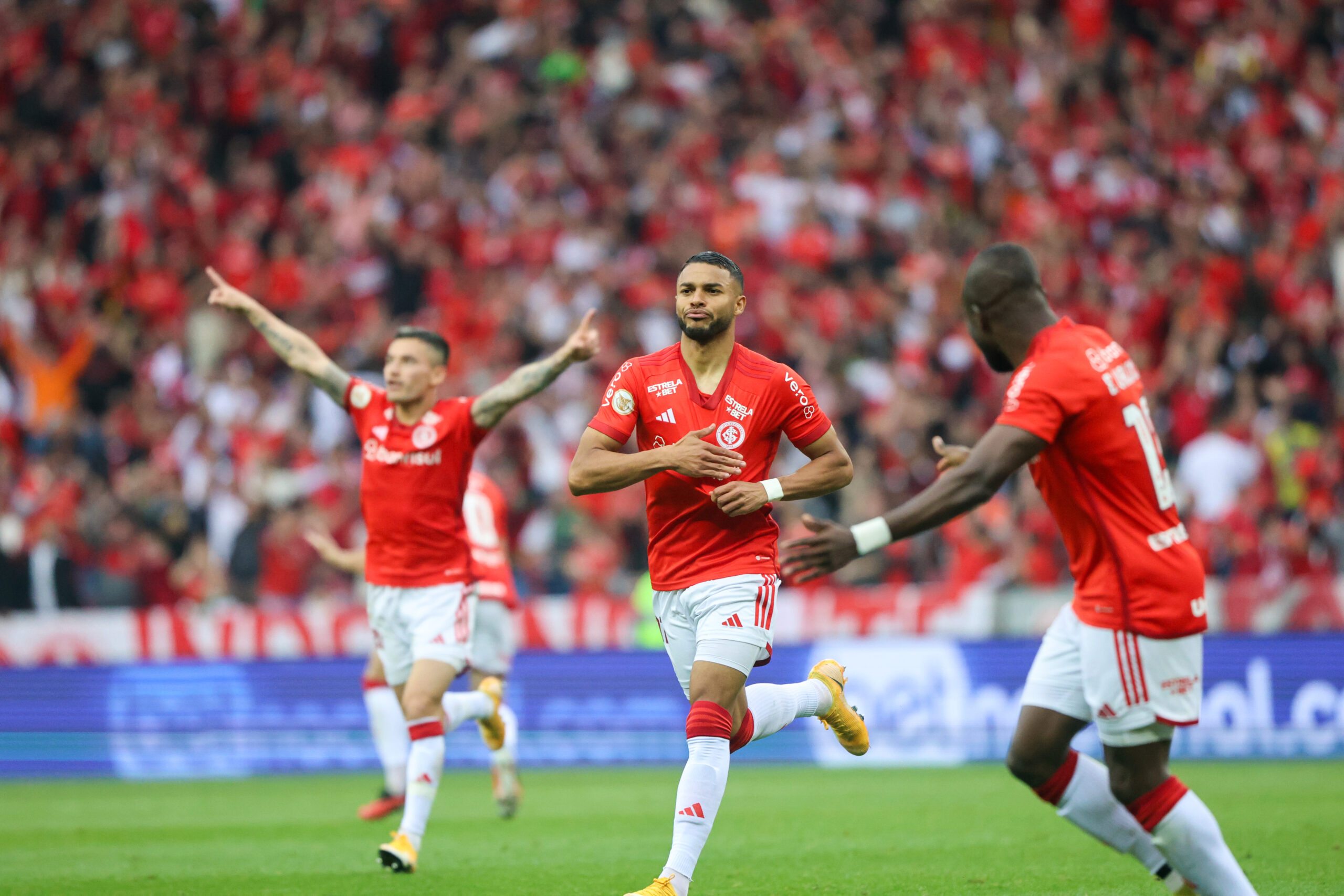 As explicações para a vitória do Inter no clássico Gre-Nal