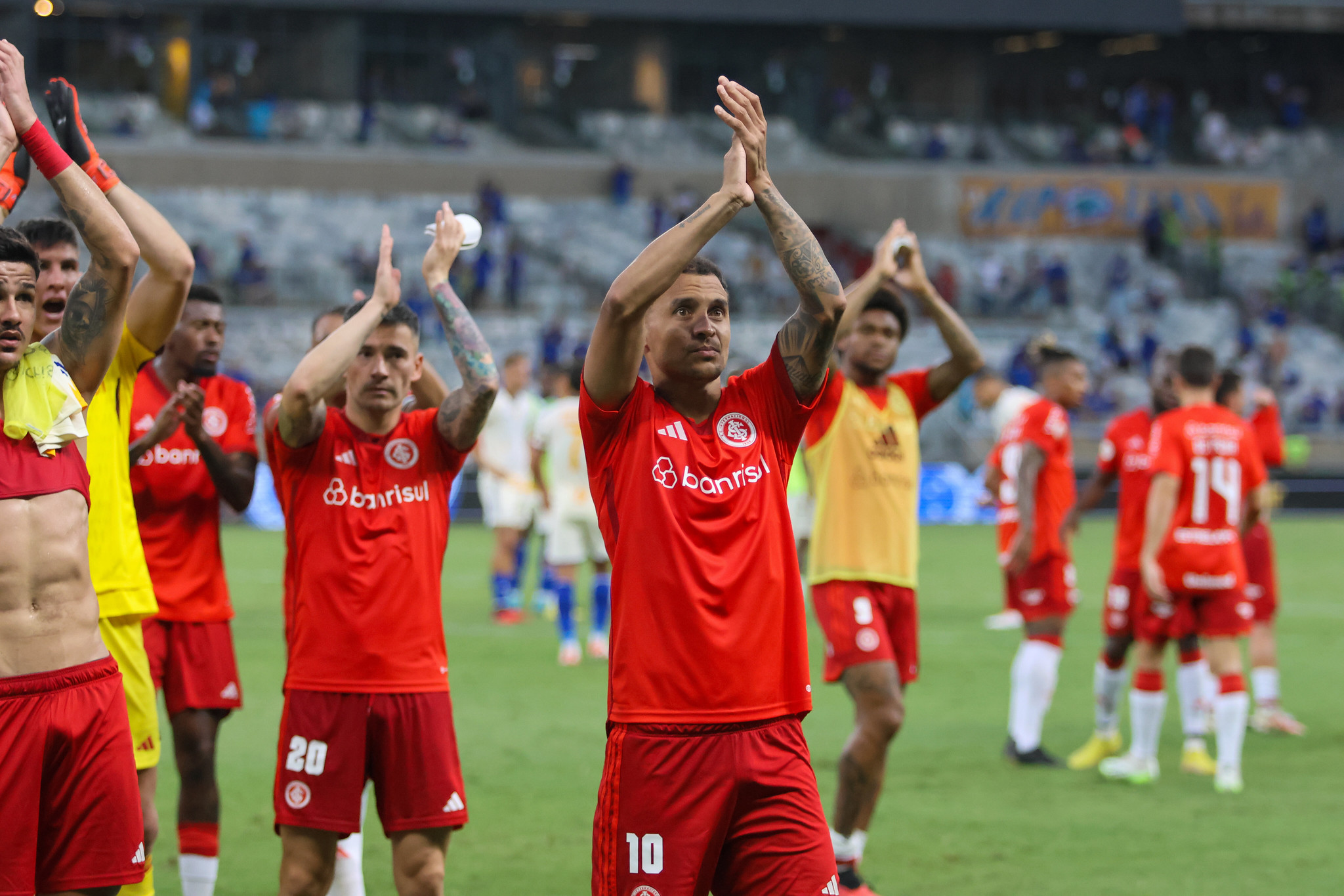 Um fato inédito envolvendo Alan Patrick e Charles Aránguiz