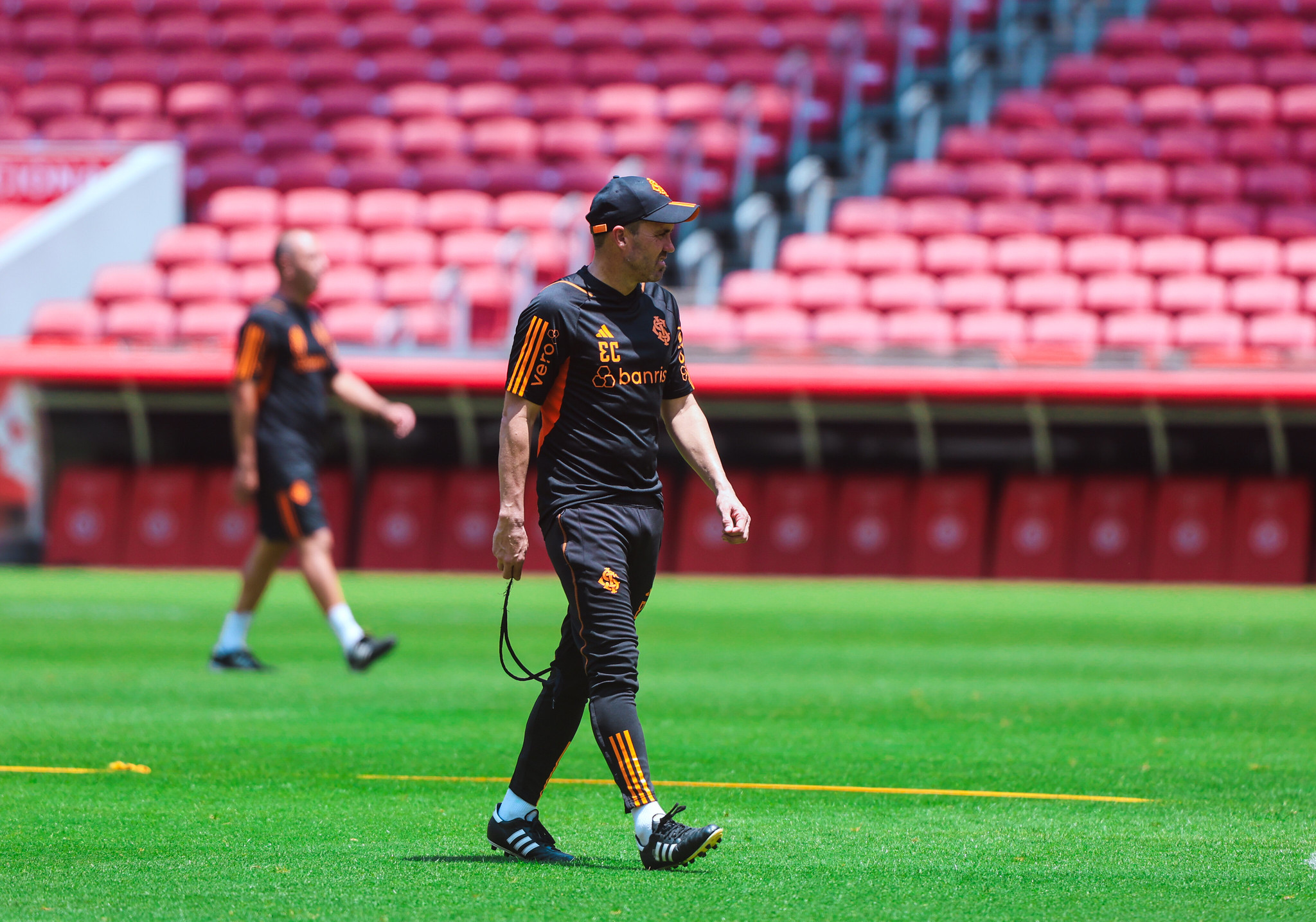 O jogador que voltou a treinar com o elenco e deve atuar contra o Red Bull Bragantino