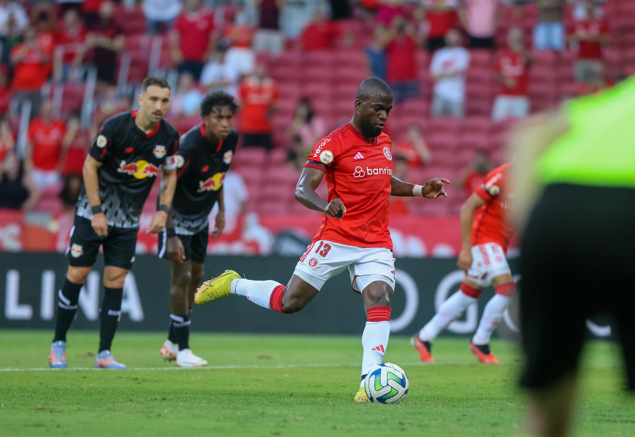 O destaque recebido por Enner Valencia após mais um gol pelo Inter