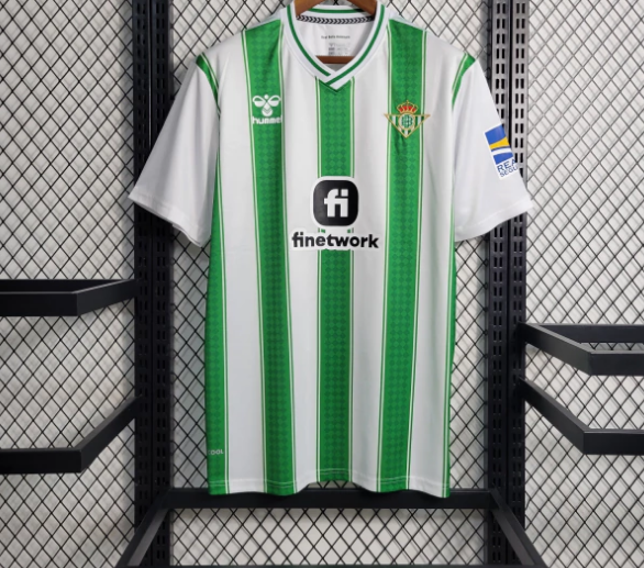 Real Betis divulga primeiros trabalhos de reforço contratado junto ao Inter