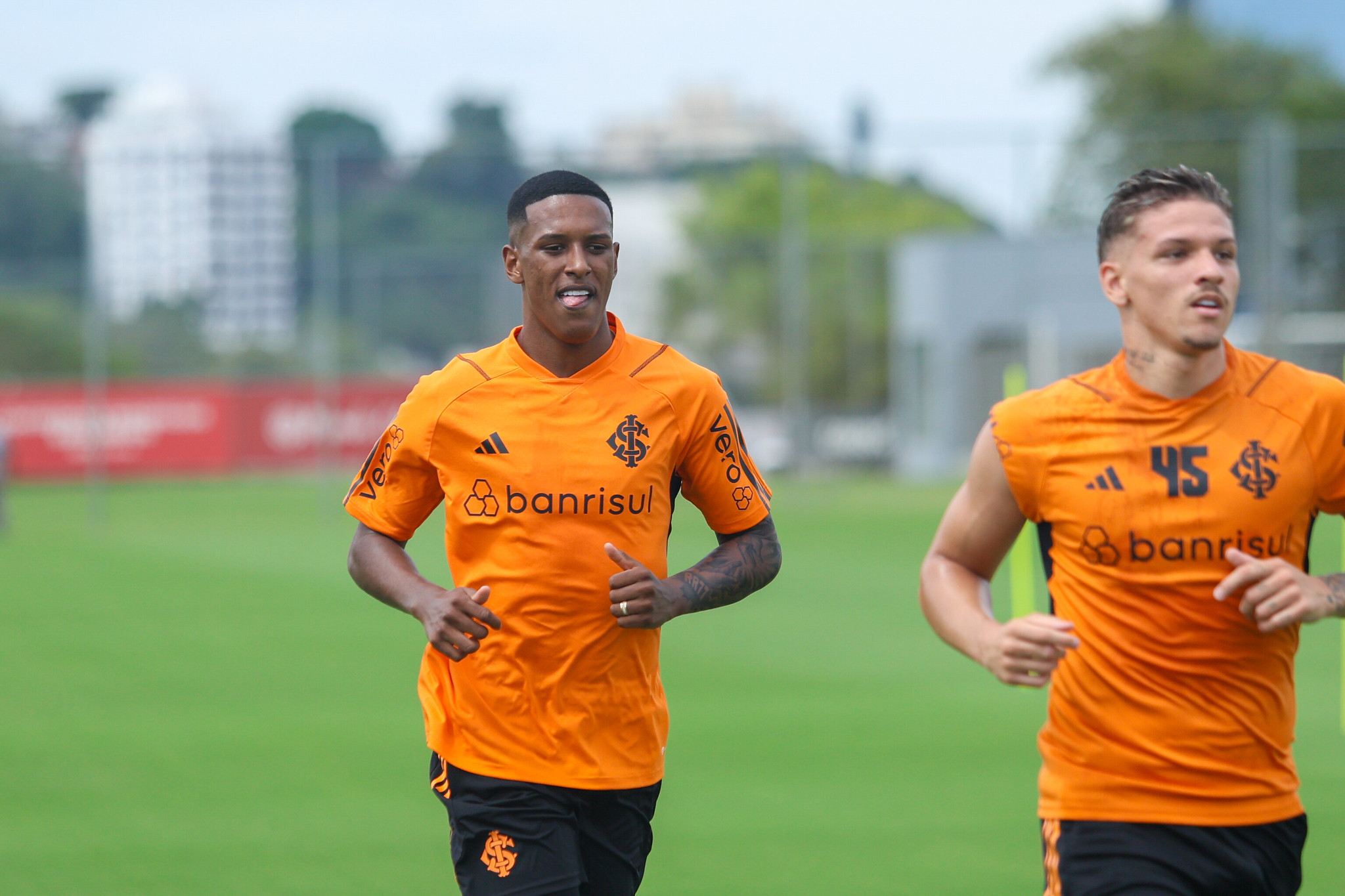 Inter publica vídeo com primeiros trabalhos de Robert Renan