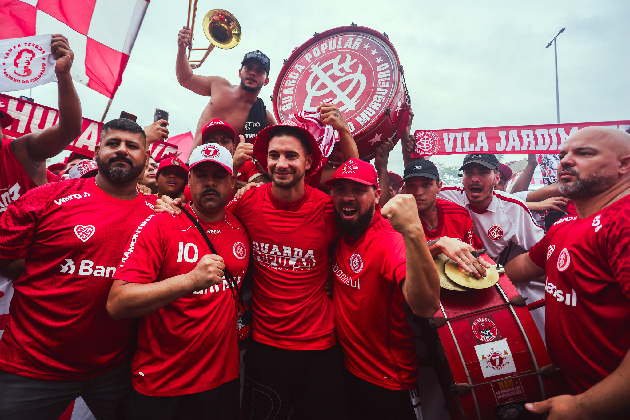 A publicação de Lucas Alario sobre a recepção da torcida do Inter