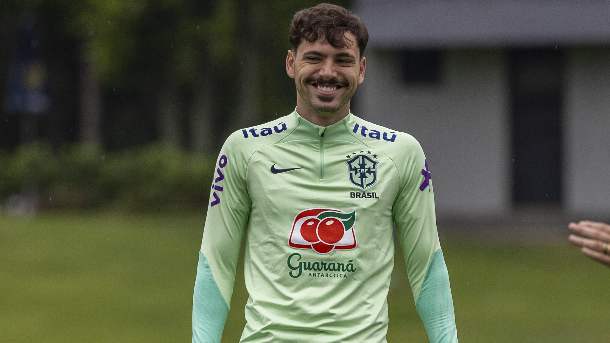 Na Seleção Pré-Olímpica, Mauricio projeta temporada e avalia elenco do Inter para 2024