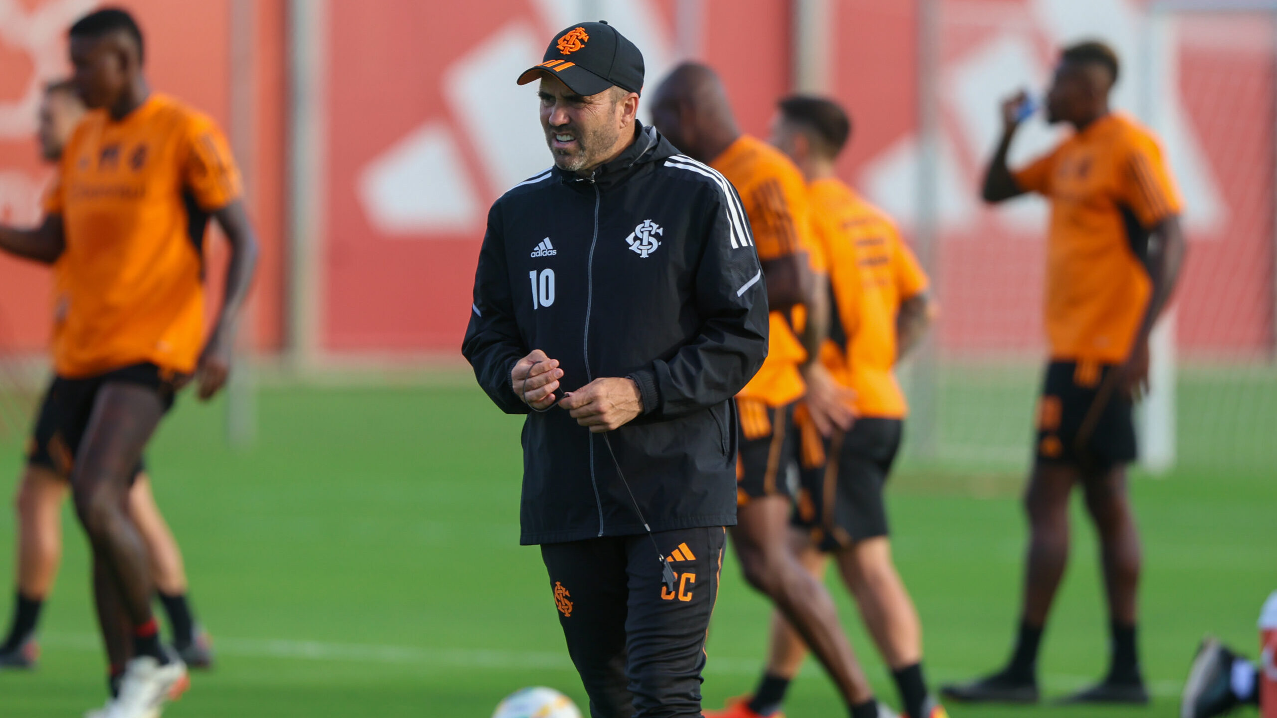 Inter escalado com reforços para a estreia contra o Avenida