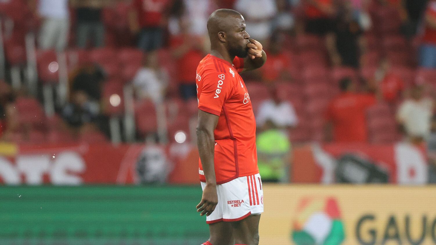 Artilheiro do Gauchão faz “pedido” para Enner Valencia; entenda