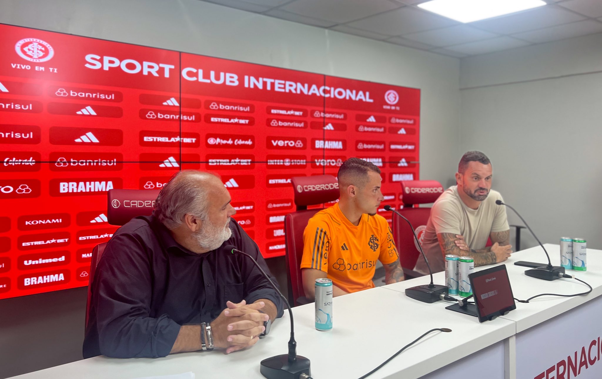 Direção do Inter explica negociação para acertar com Bruno Gomes
