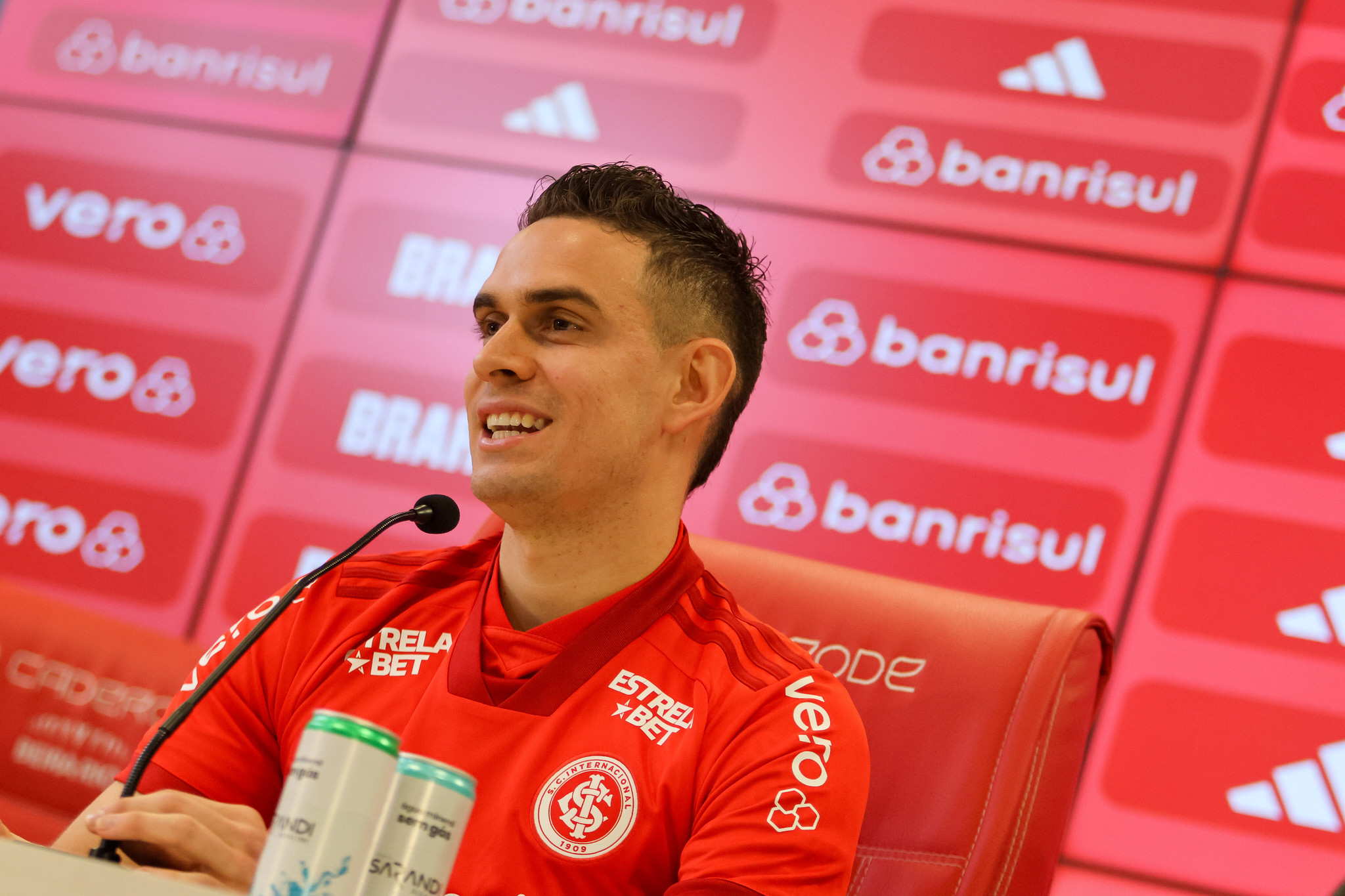 Vão ser relacionados? Sobre Thiago Maia e Borré no jogo contra o Nova Iguaçu