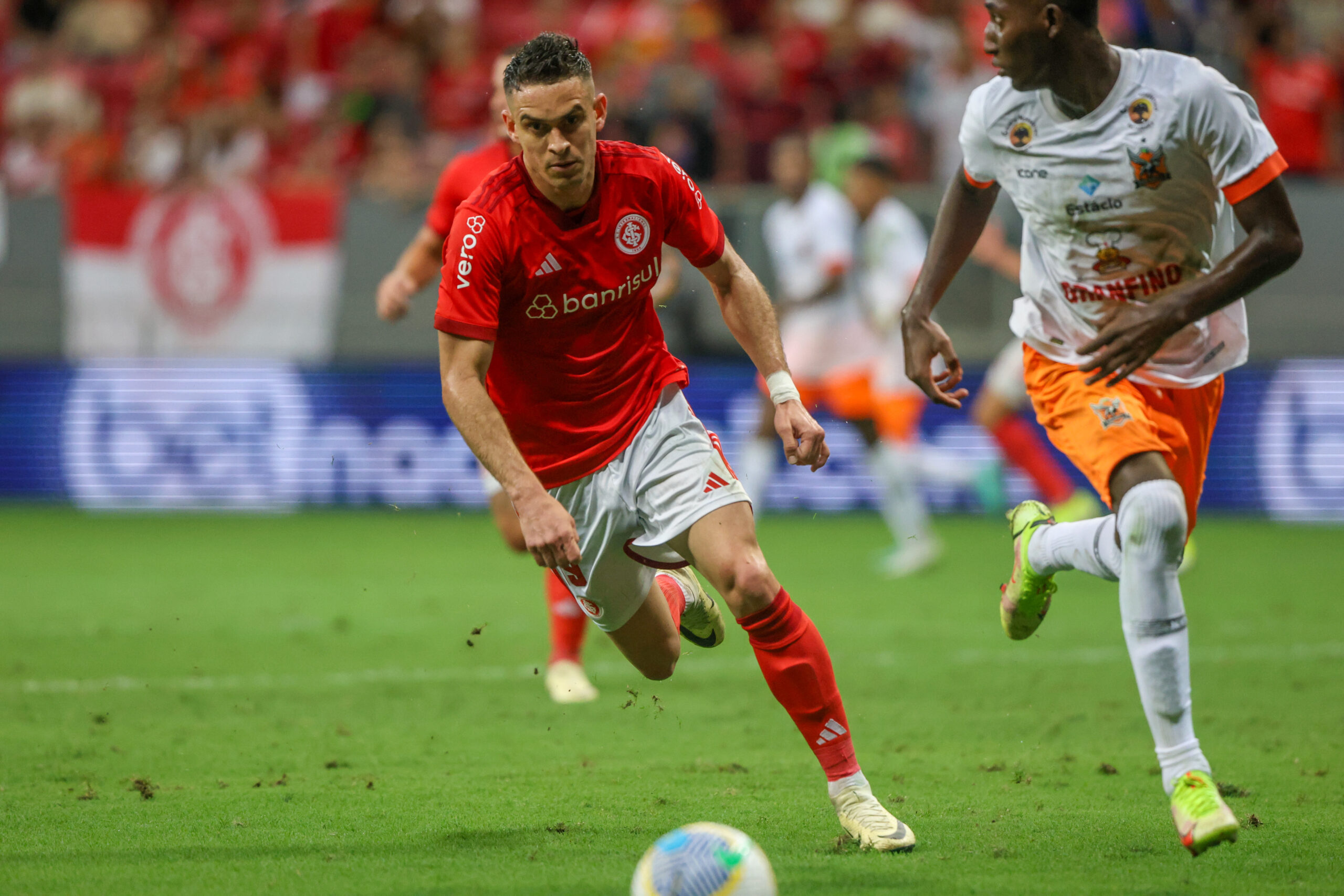 Um objetivo do Inter em relação ao centroavante Rafael Borré