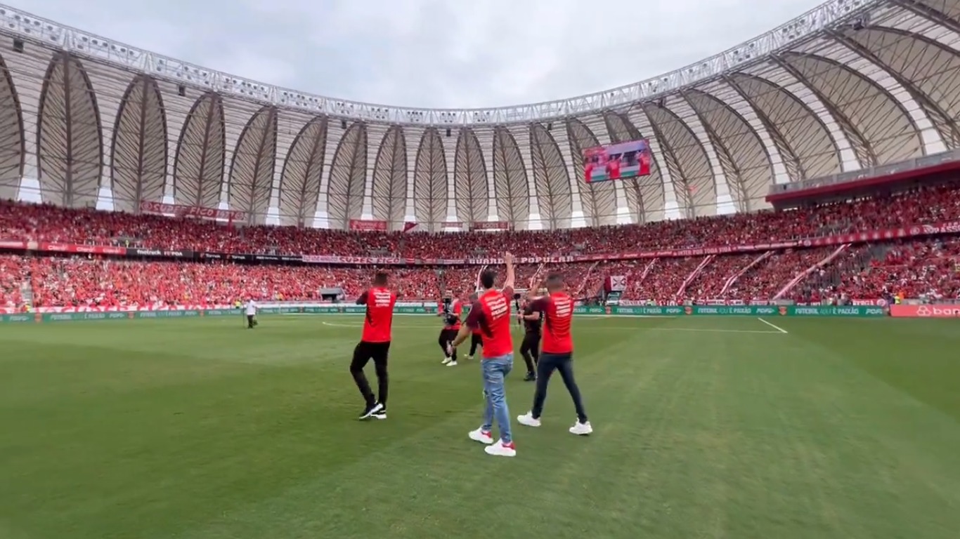 Veja imagens da apresentação de Rafael Borré, Fernando e Thiago Maia no Beira-Rio