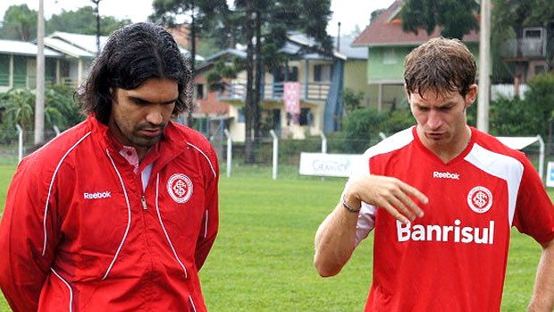 Mario Bolatti faz revelação envolvendo Fernandão e os tempos de Inter; ex-jogador também elogiou o time de Coudet