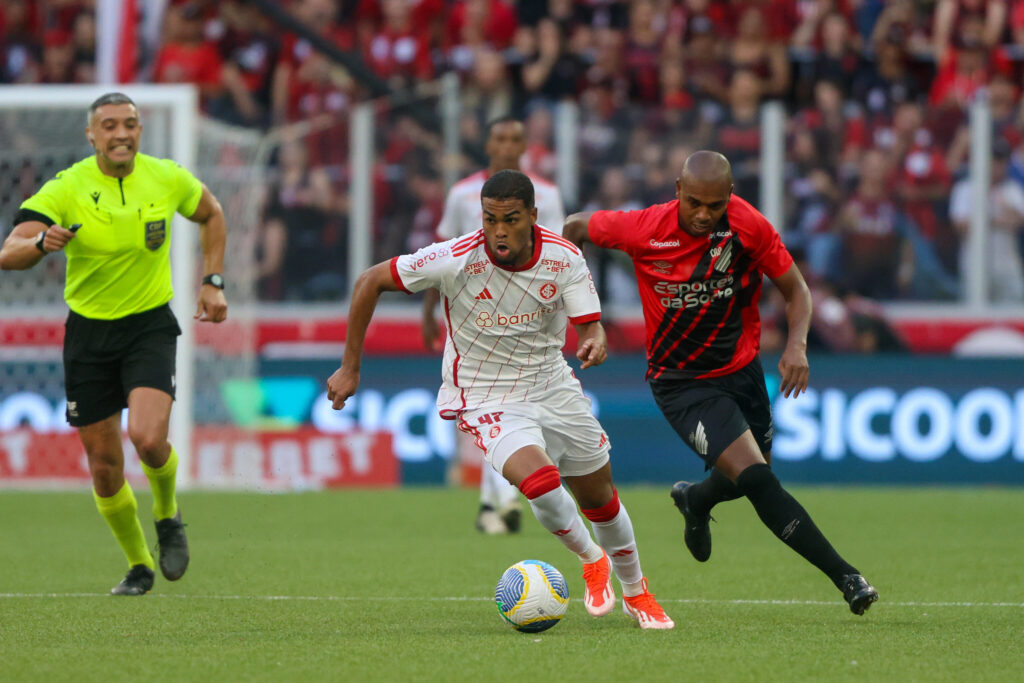 O percentual que o Inter detém do passe de Gustavo Prado