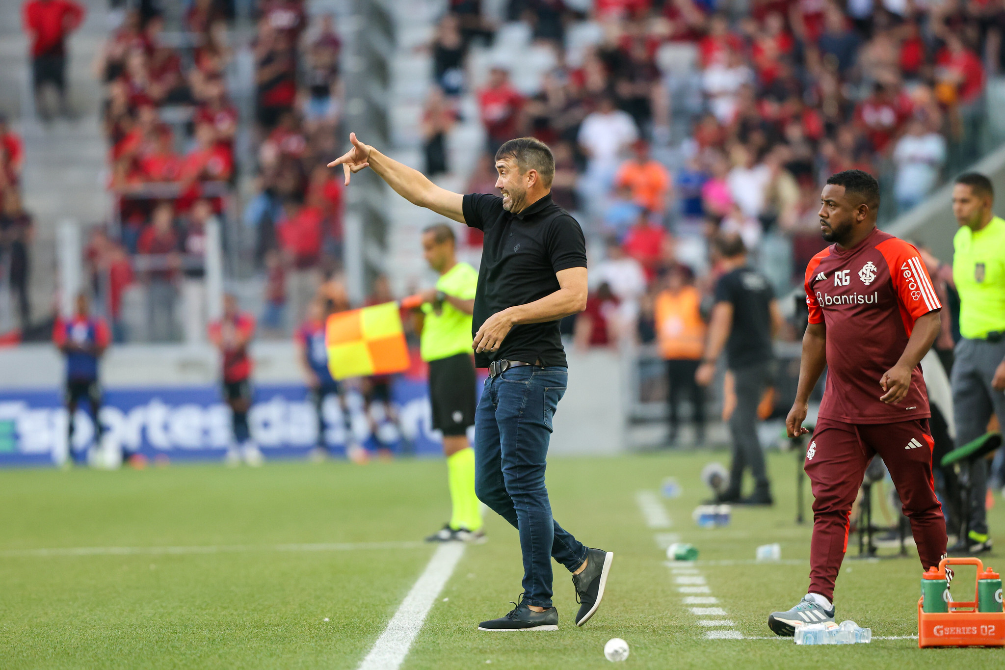 “Orgulhoso”: A manifestação de Coudet que repercutiu após a derrota do Inter