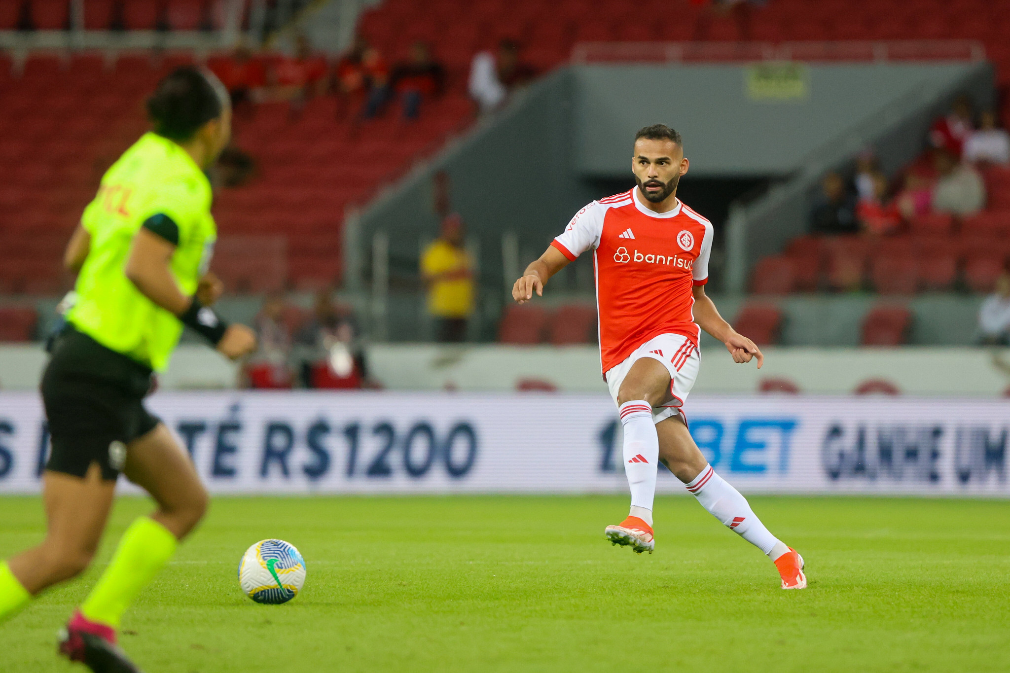 A informação sobre Thiago Maia no confronto contra o Atlético-GO que preocupa