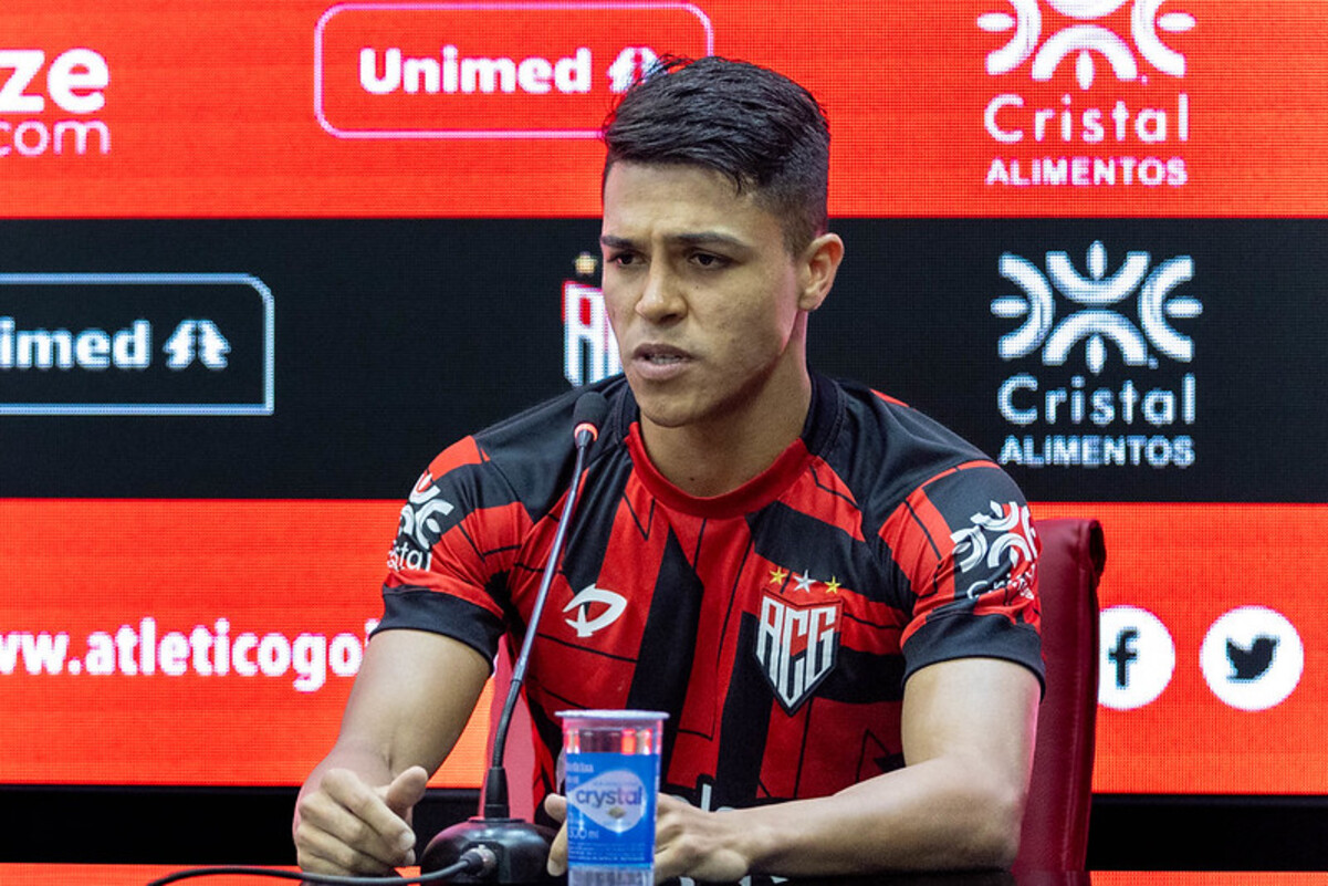 O recado de volante do Atlético-GO sobre o Inter antes do confronto pelo Brasileirão