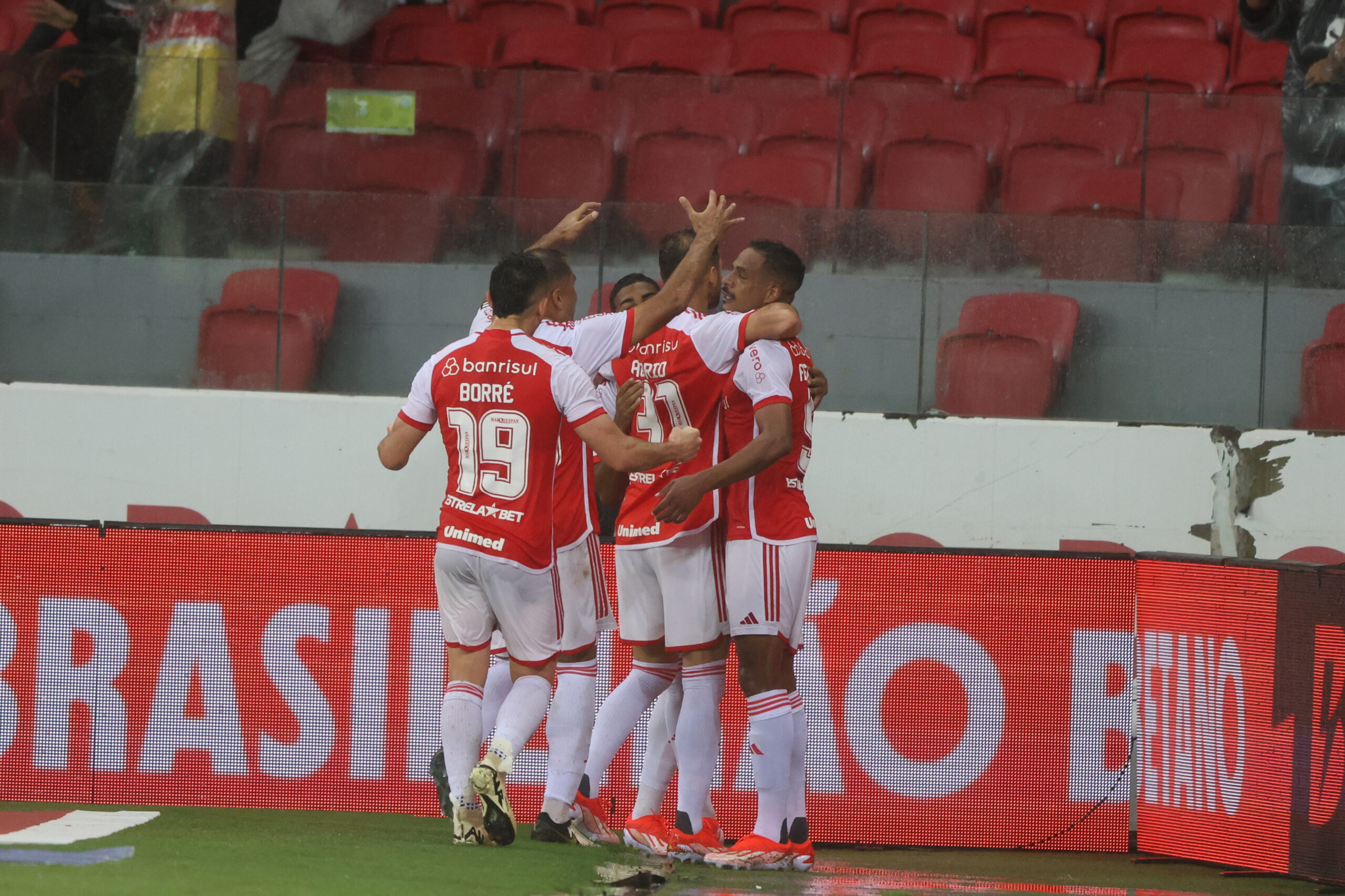 Após queda, Inter volta a subir em ranking nacional; entenda