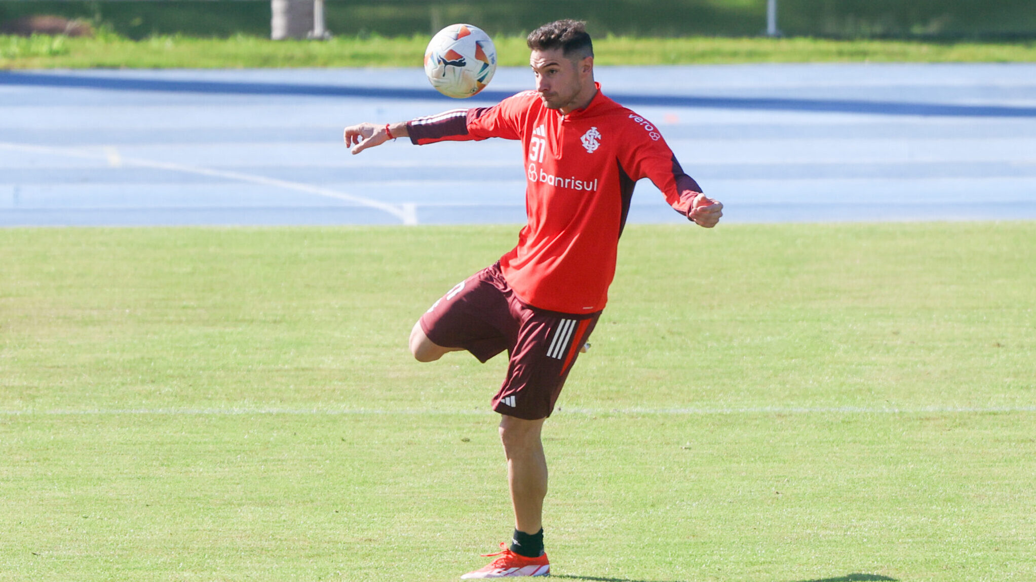 Sobre a possibiliade de saída de Lucas Alario