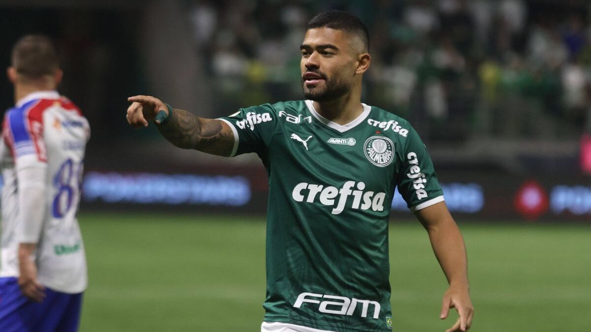 Os dois clubes brasileiros que também estão interessados em Bruno Tabata, alvo do Inter