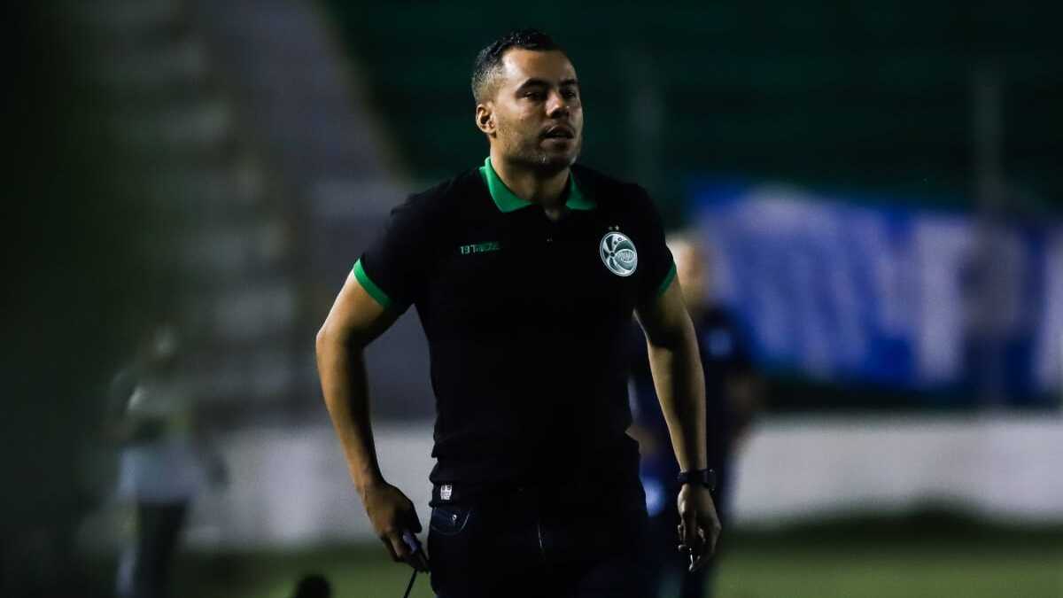 Fernando Alves / Juventude