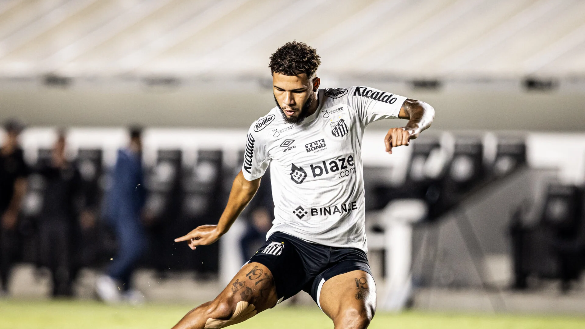 Empresário confirma acerto do Inter por jogador do Santos
