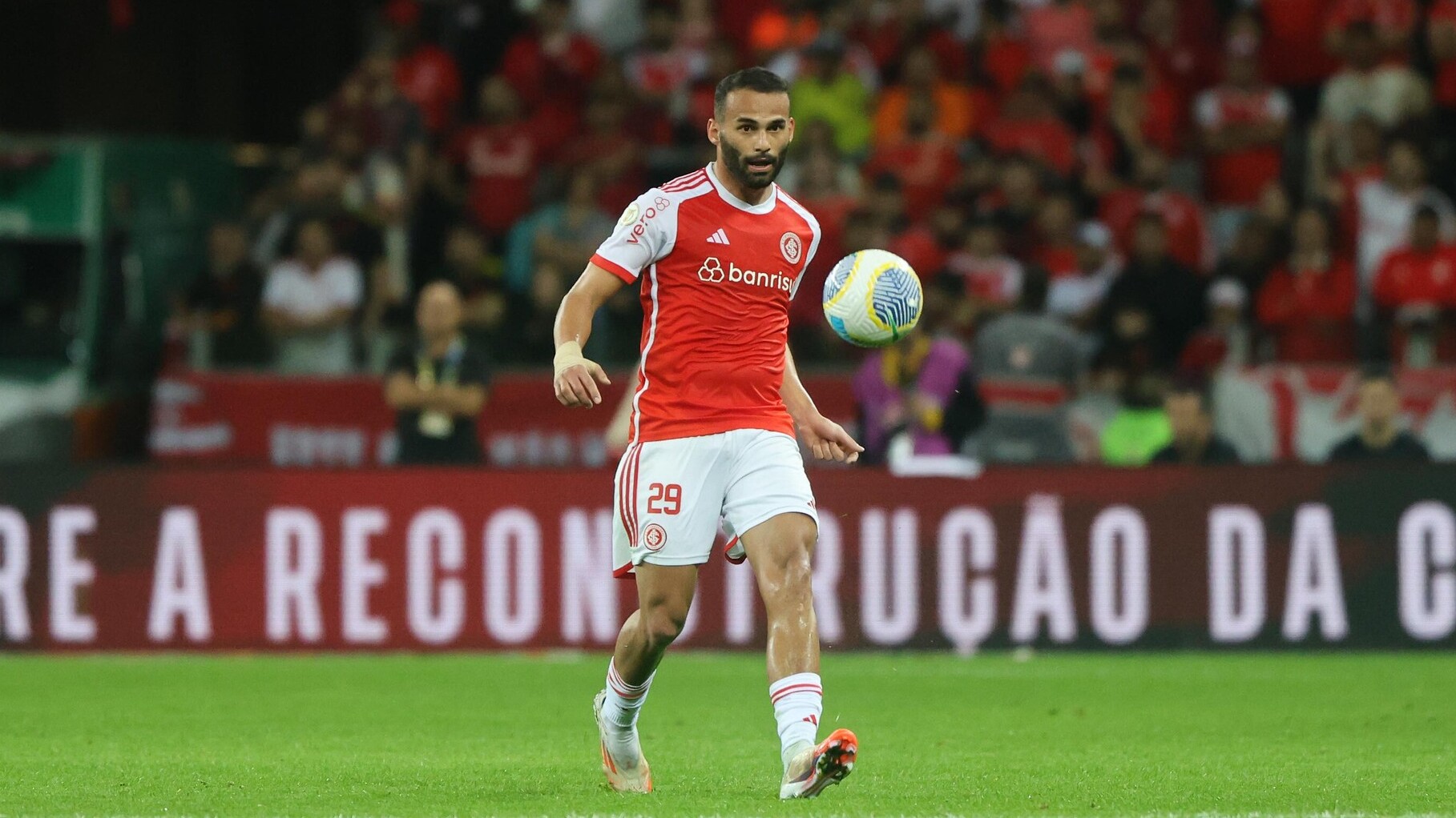 A versão do Inter sobre a negociação de Thiago Maia com o Santos