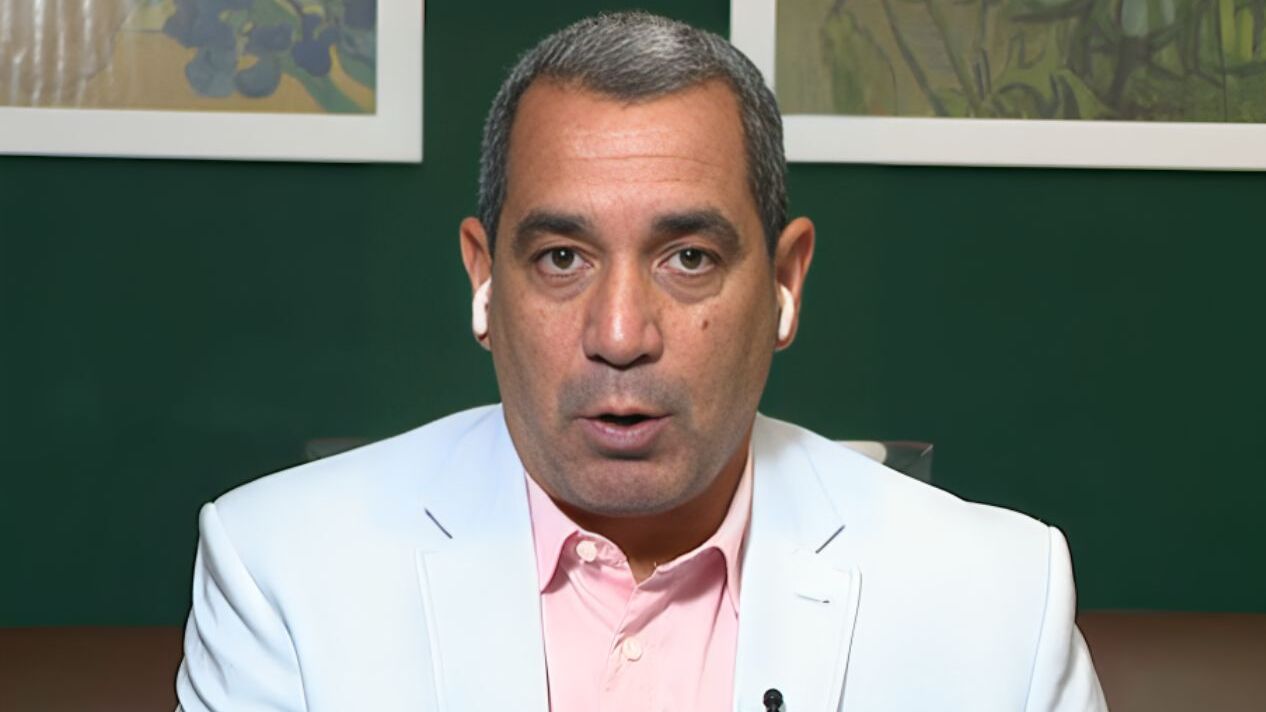 Zinho viraliza ao fazer revelação sobre Roger Machado