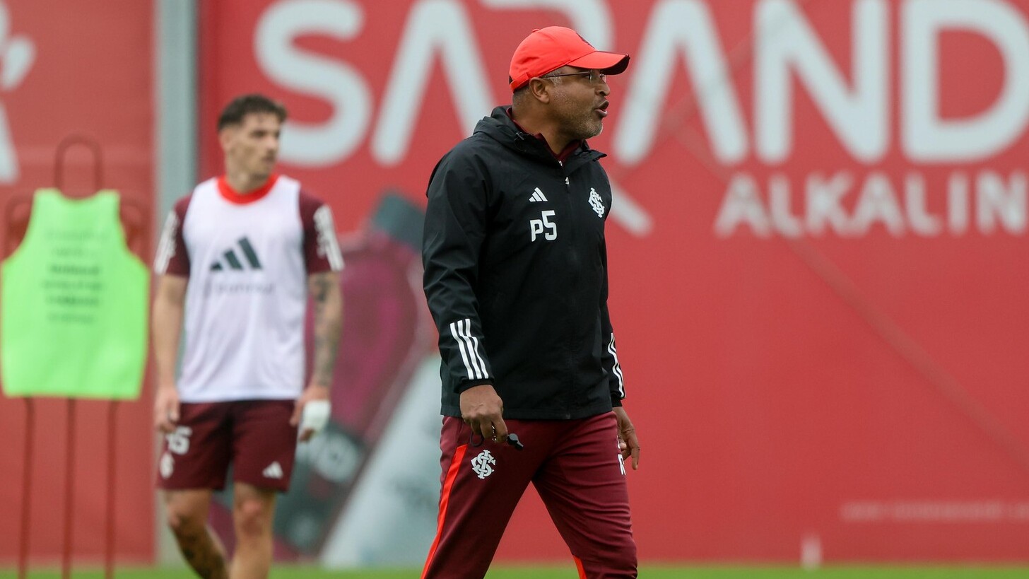 “Sanduíche”? Entenda estratégia utilizada por Roger Machado com os jovens do Inter