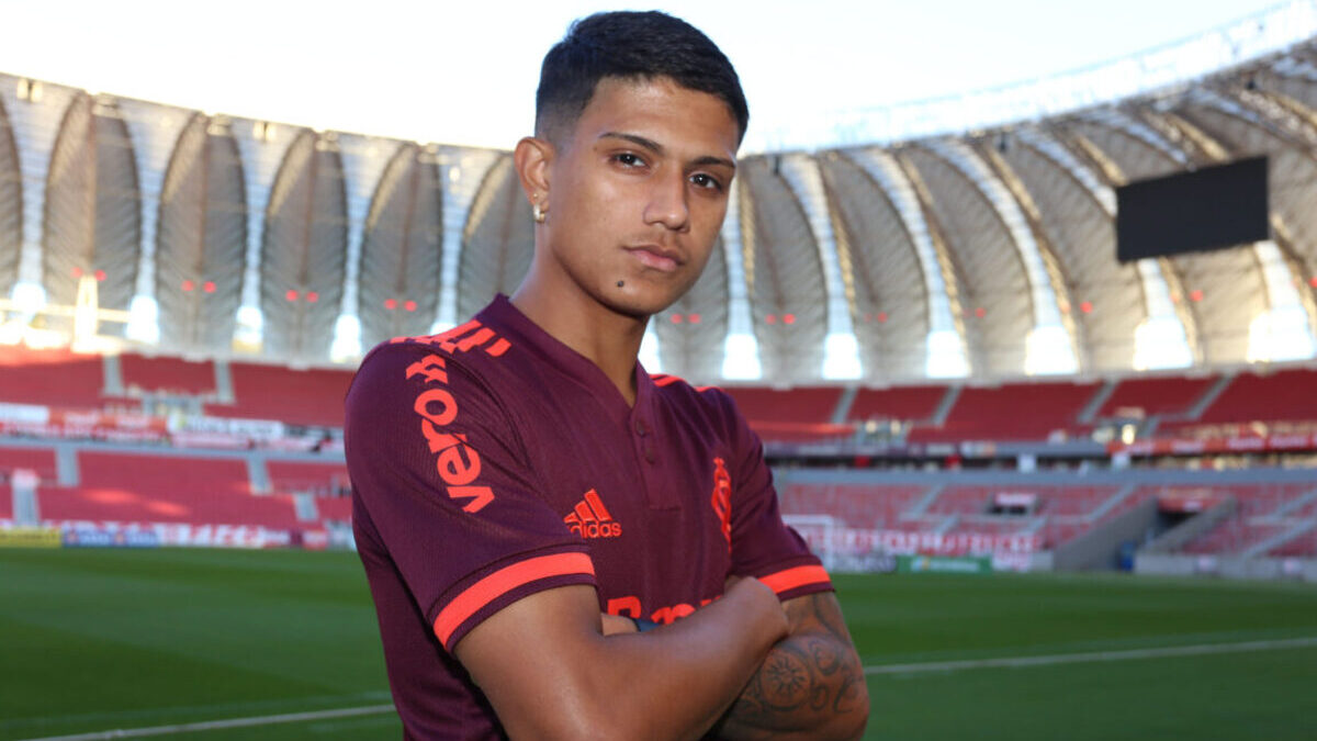 Clube brasileiro confirma contratação de Gustavo Maia, ex-Inter
