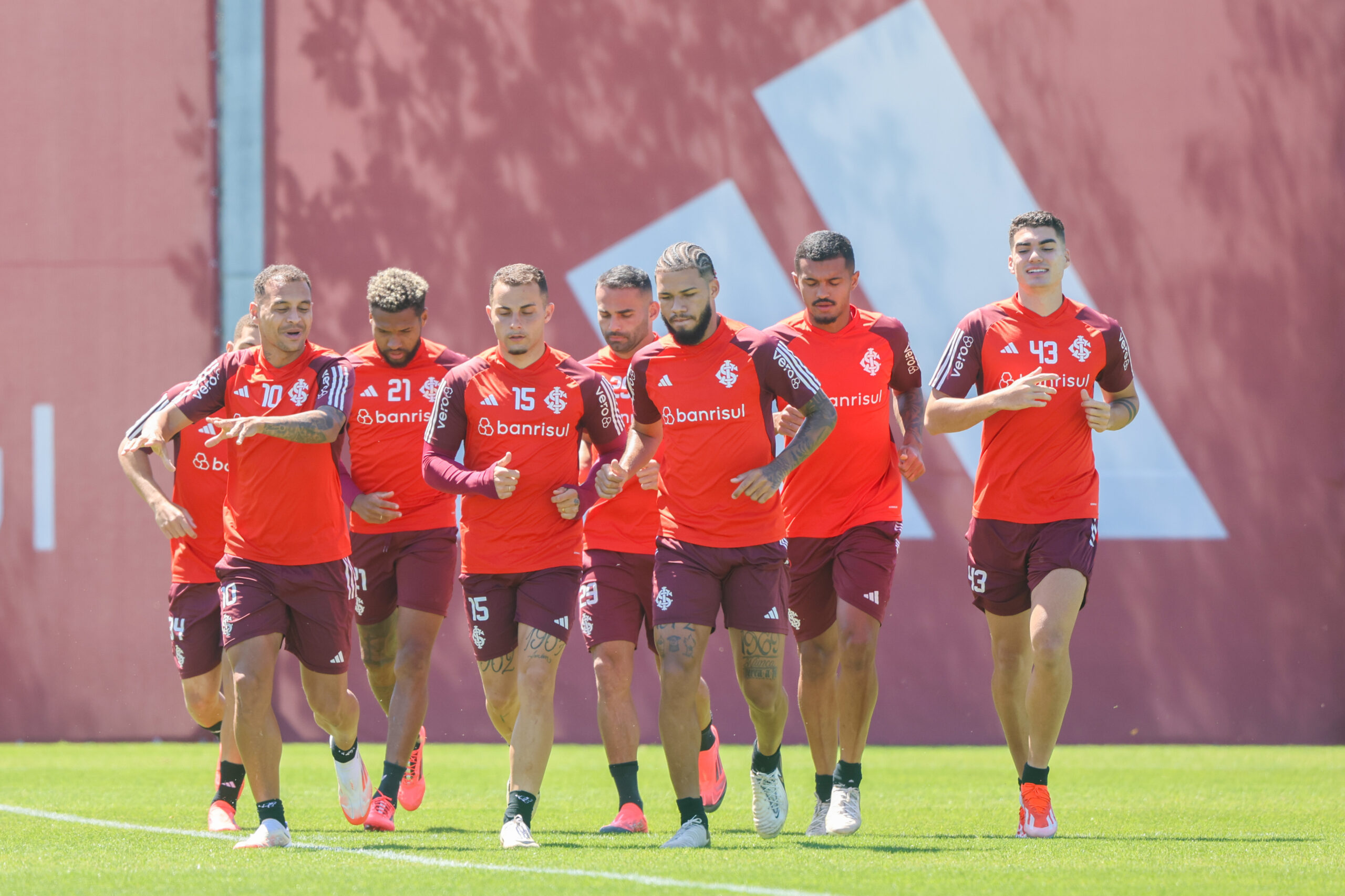 O defensor que atuou apenas quatro minutos e vai deixar o Inter