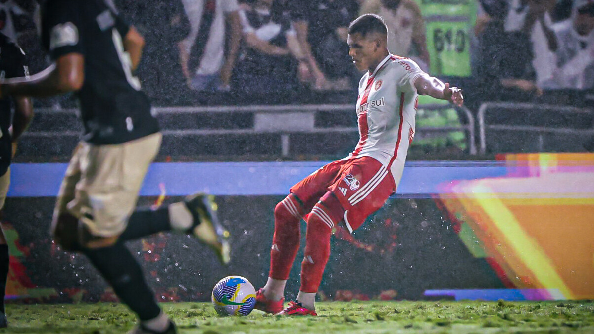 O mistério no sistema defensivo do Inter para enfrentar o Vitória