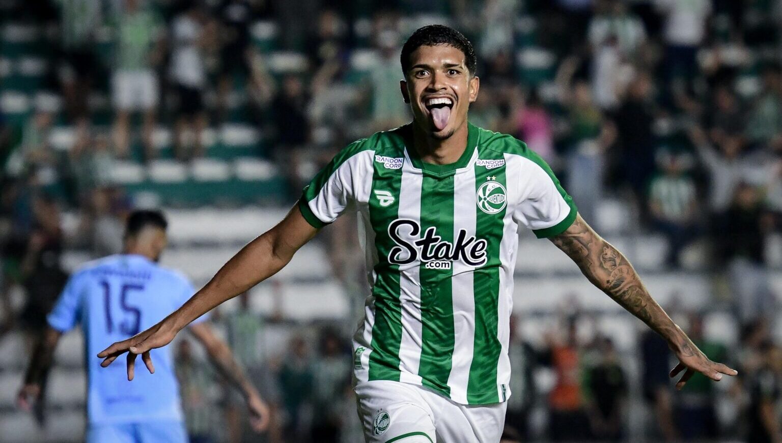 Um fator que pode ajudar o Inter visando a contratação de Lucas Barbosa