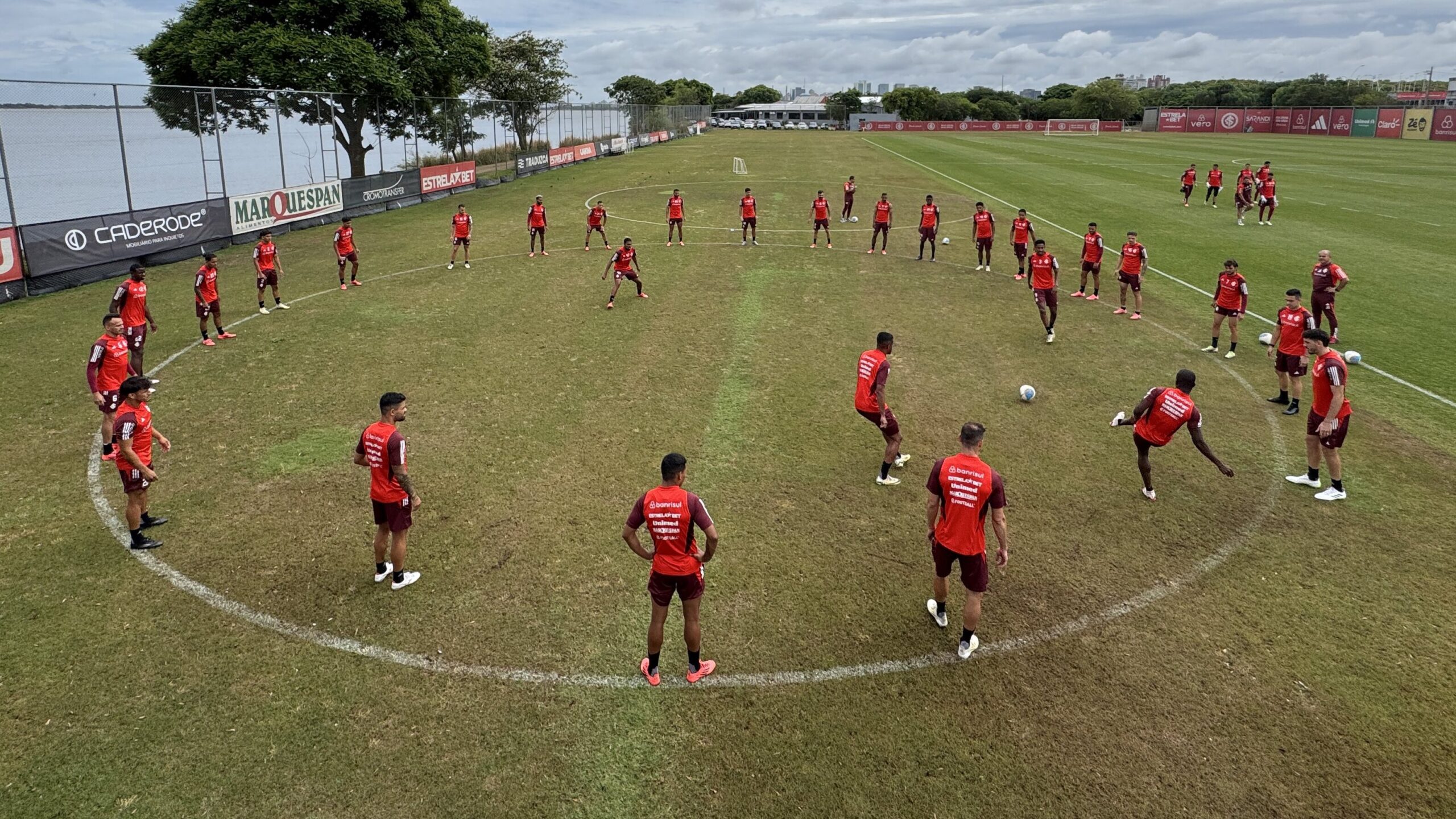 Titular é ausência no penúltimo treino do Inter antes do jogo contra o Flamengo
