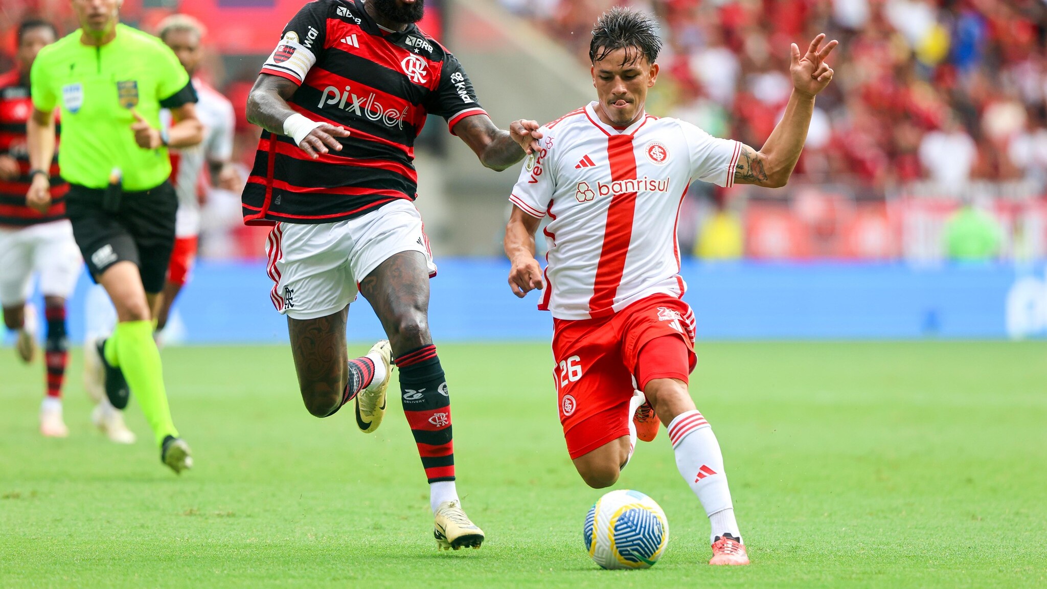 Presidente do Inter faz atualização sobre a situação de Alexandro Bernabei